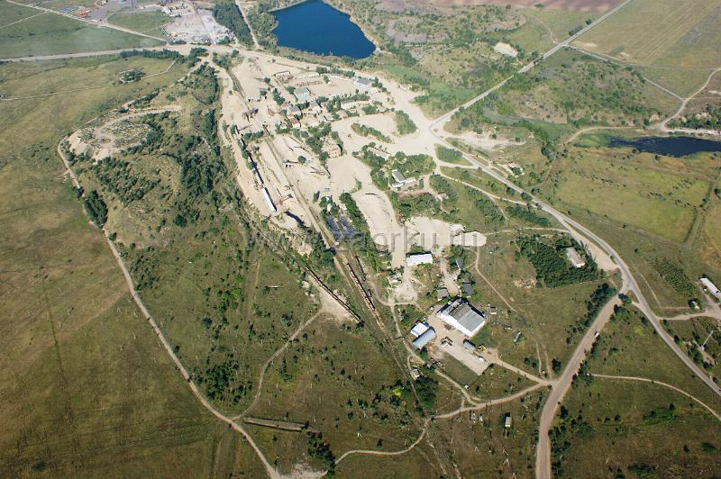 Репнянское карьероупраление чуть ближе.